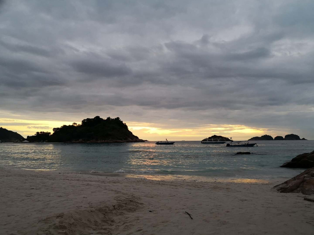 拉谷娜热浪岛度假村主图