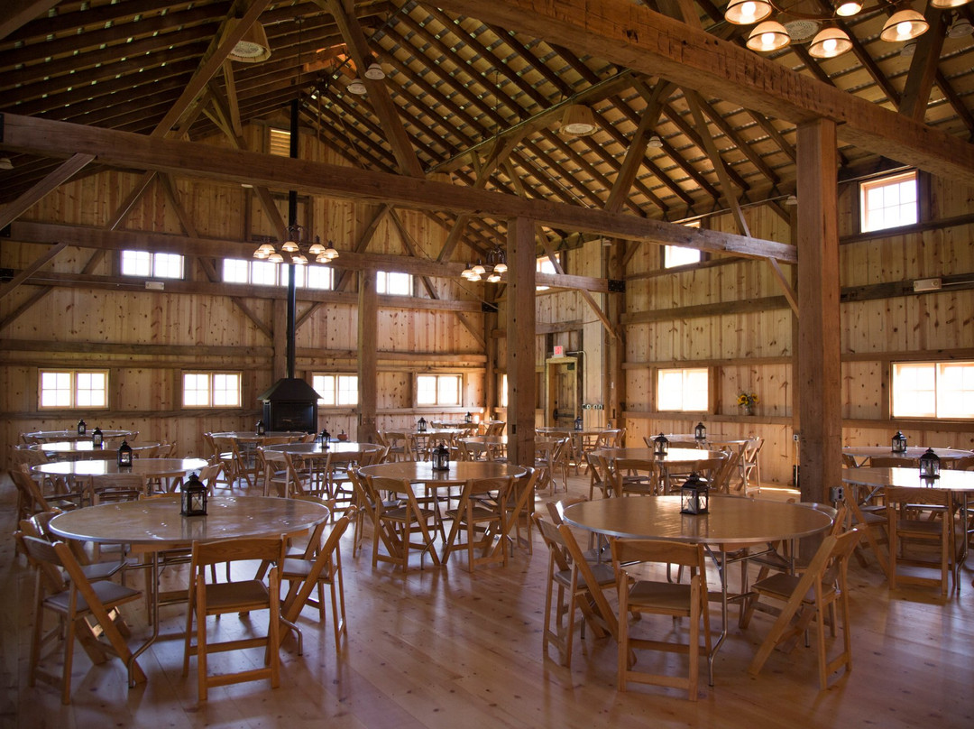 Covered Bridge Farm景点图片