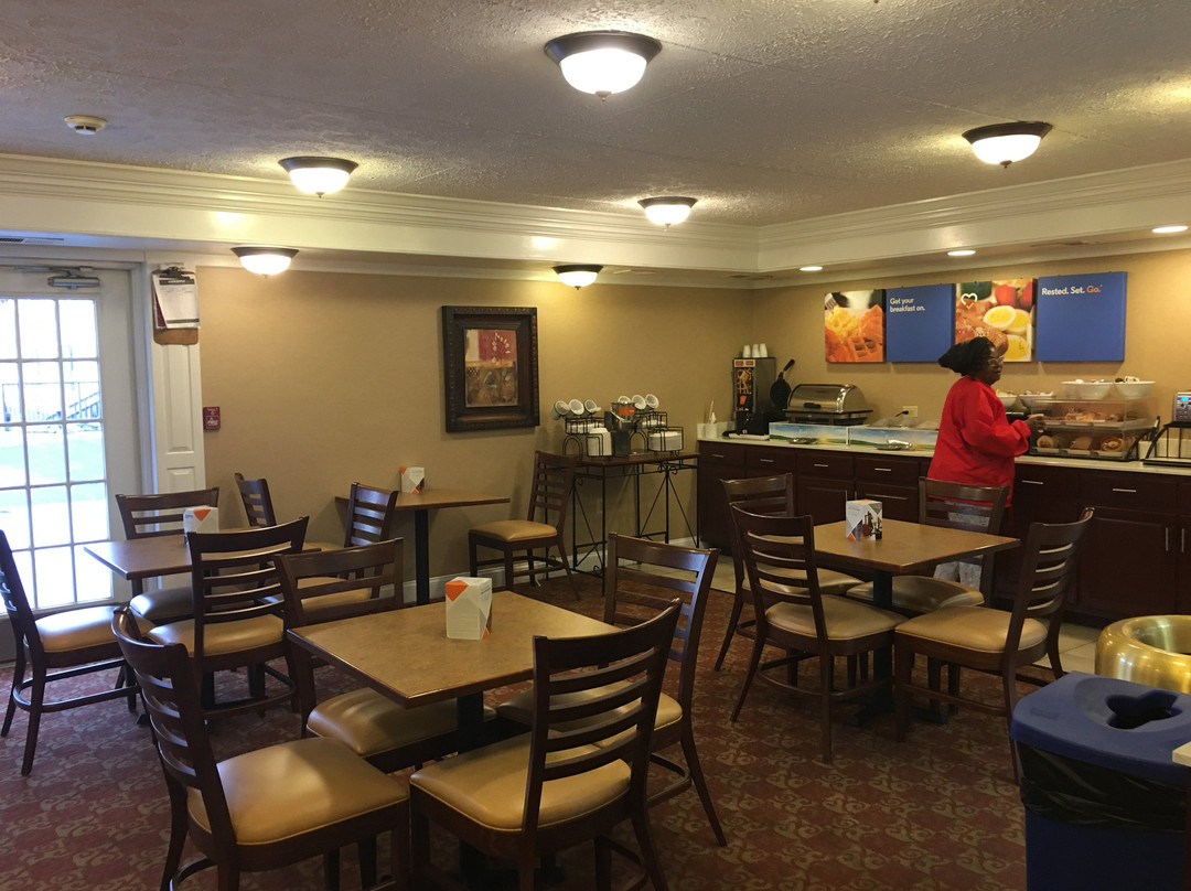 Quality Inn Near Martinsville Speedway主图