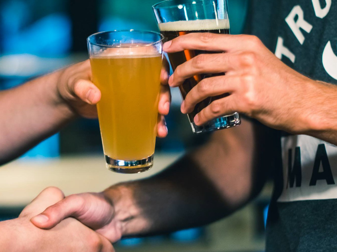 Tallest Tourguide Tours and Excursions-萨拉热窝必去景点