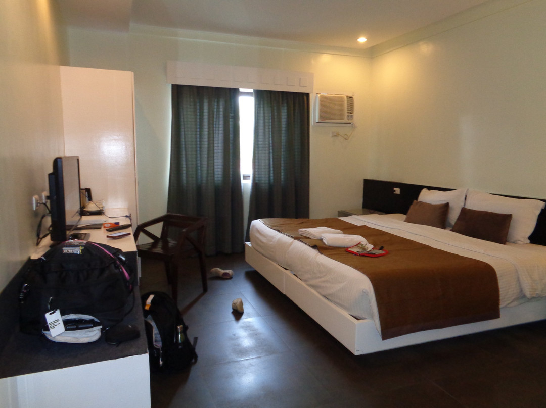 万马纳洛广场酒店主图