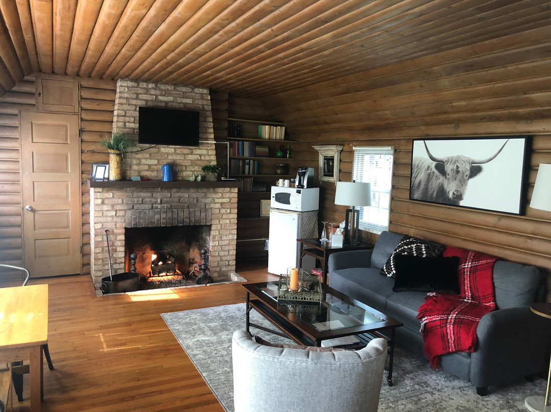 Lazy Cloud Lodge Bed and Breakfast主图