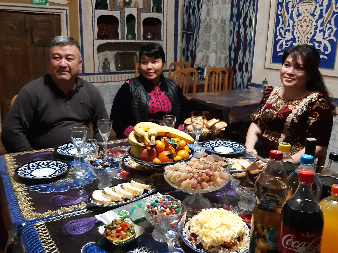 Hovli Poyon主图