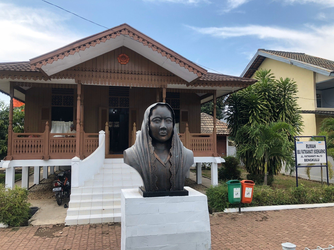 Rumah Ibu Fatmawati Soekarno-明古鲁必去景点
