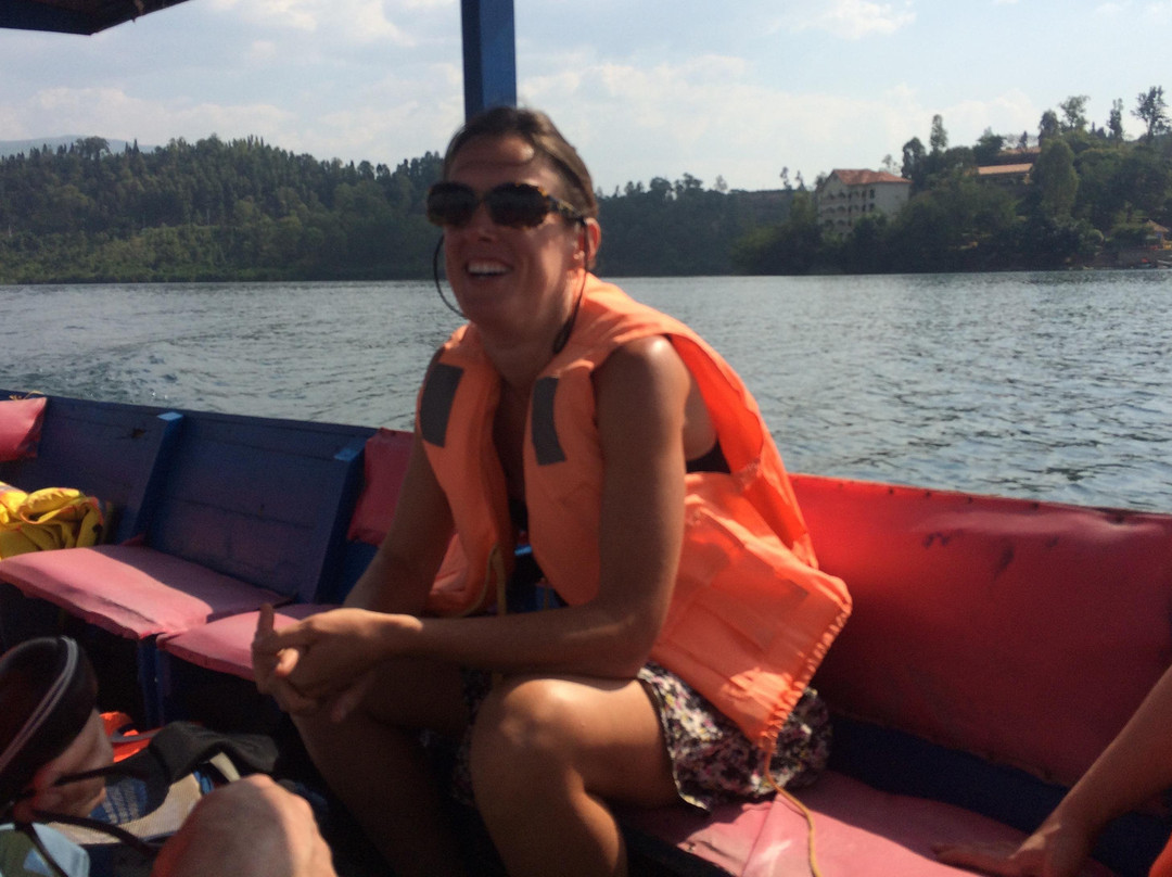 Elisha Tours Lake Kivu 🇷🇼-Kibuye必去景点