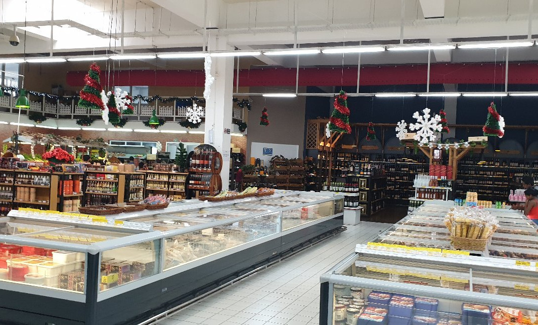 Village Walk Shopping Centre-La Gaulette必去景点