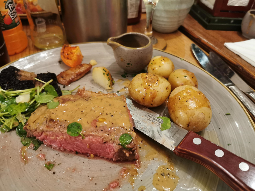 The Ship Hotel主图