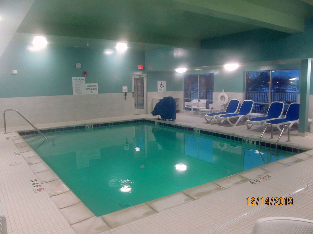 Holiday Inn Express & Suites Alpena - Downtown By IHG主图