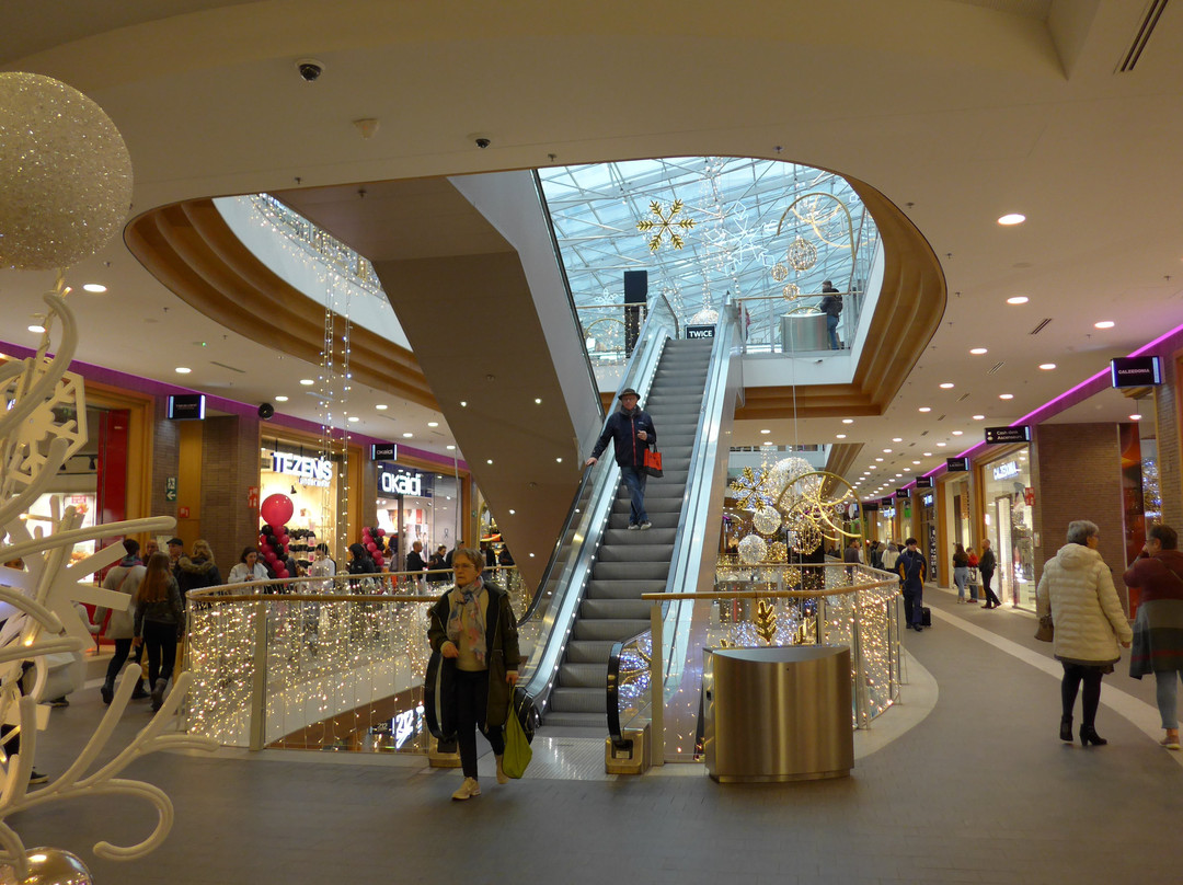 Shopping Rive Gauche Charleroi景点图片