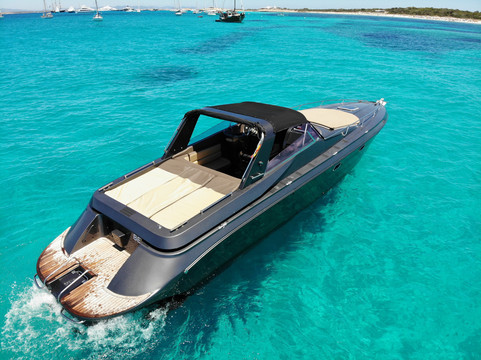 Be Charter Ibiza-伊维萨城区必去景点