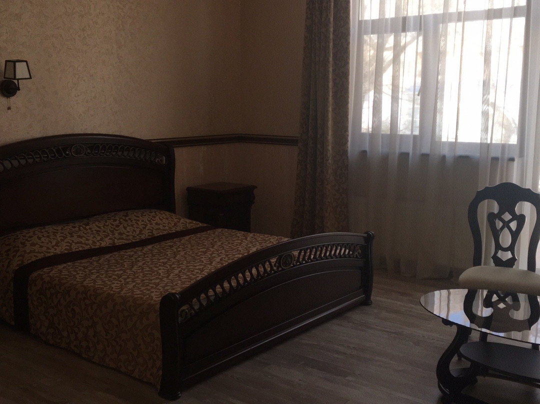 Rossiya Hotel