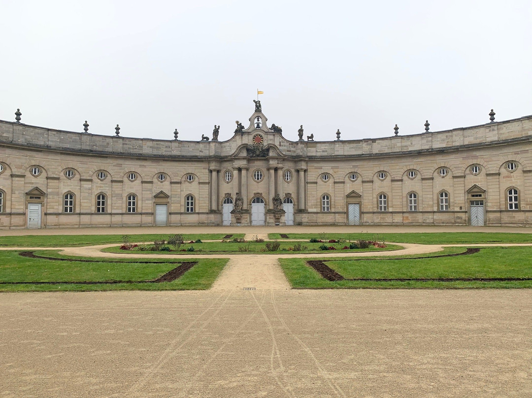 Schloss Weissenstein景点图片