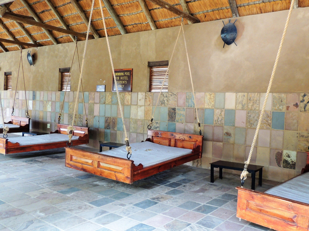 米斯泰山乡村酒店主图