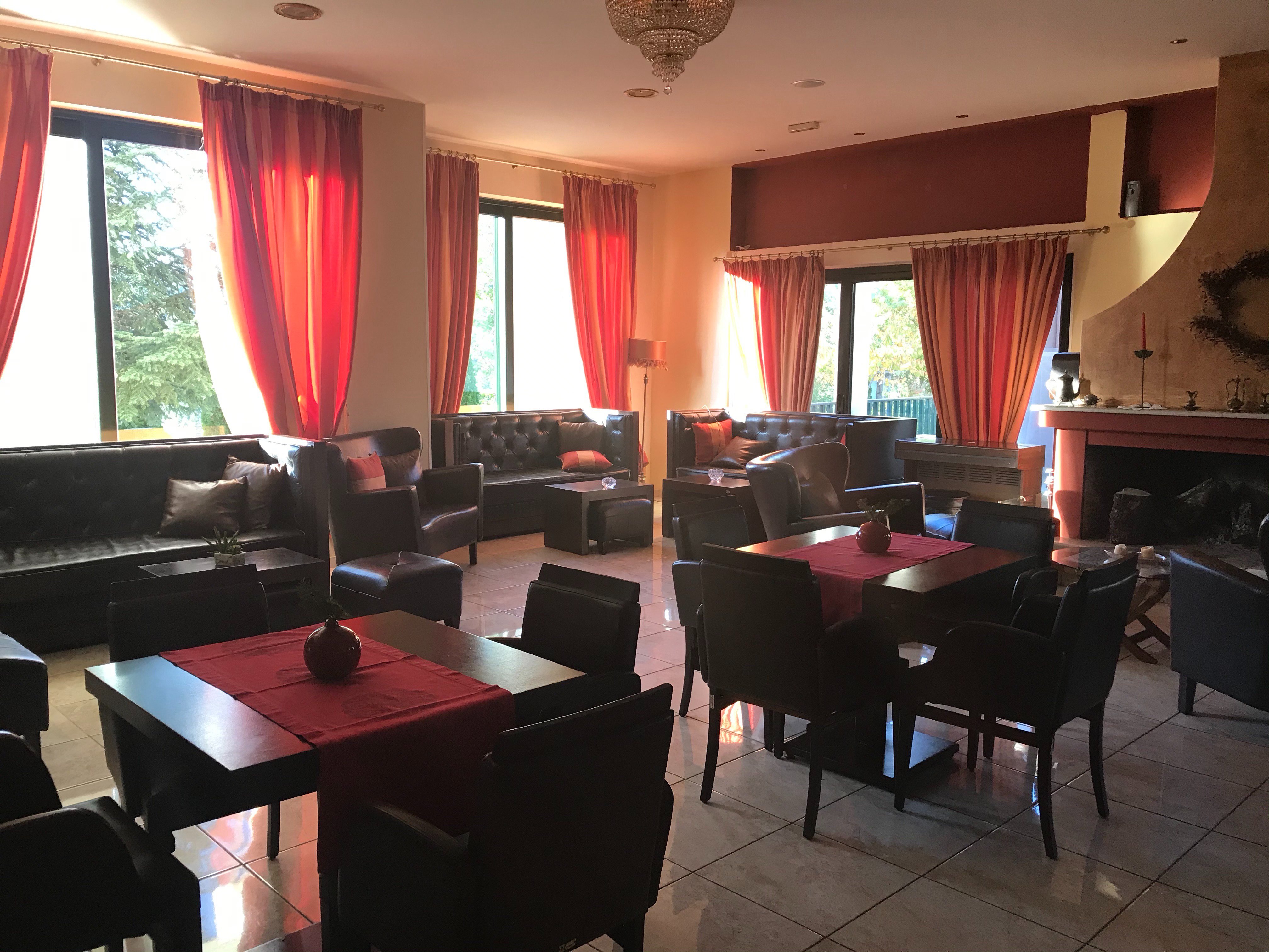 Hotel Vardousia-餐饮