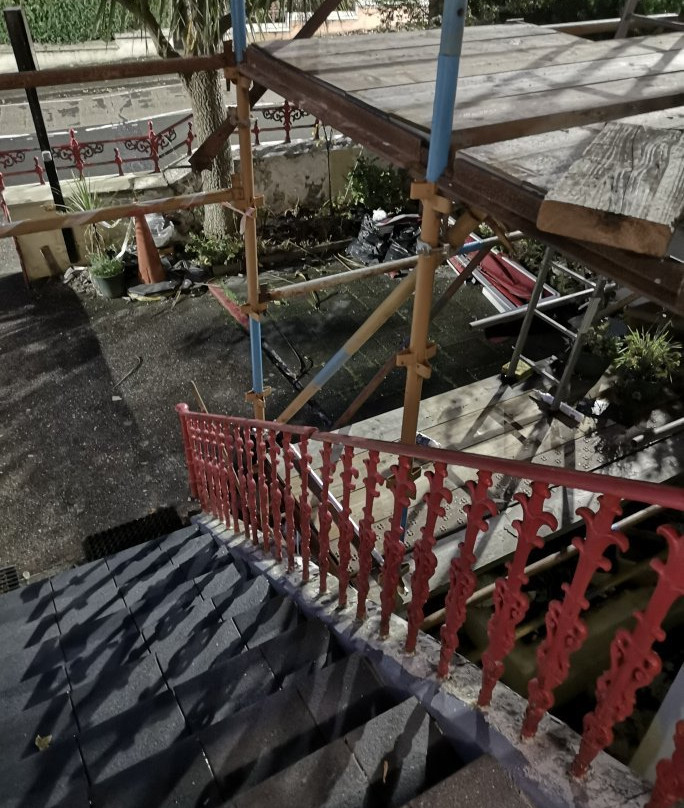 阿德菲酒店主图