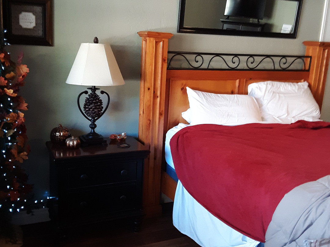 Phelan酒店住宿-Canyon Creek Inn