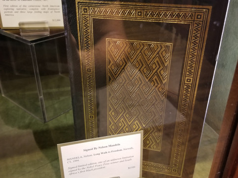 鲍曼善本-拉斯维加斯必去景点