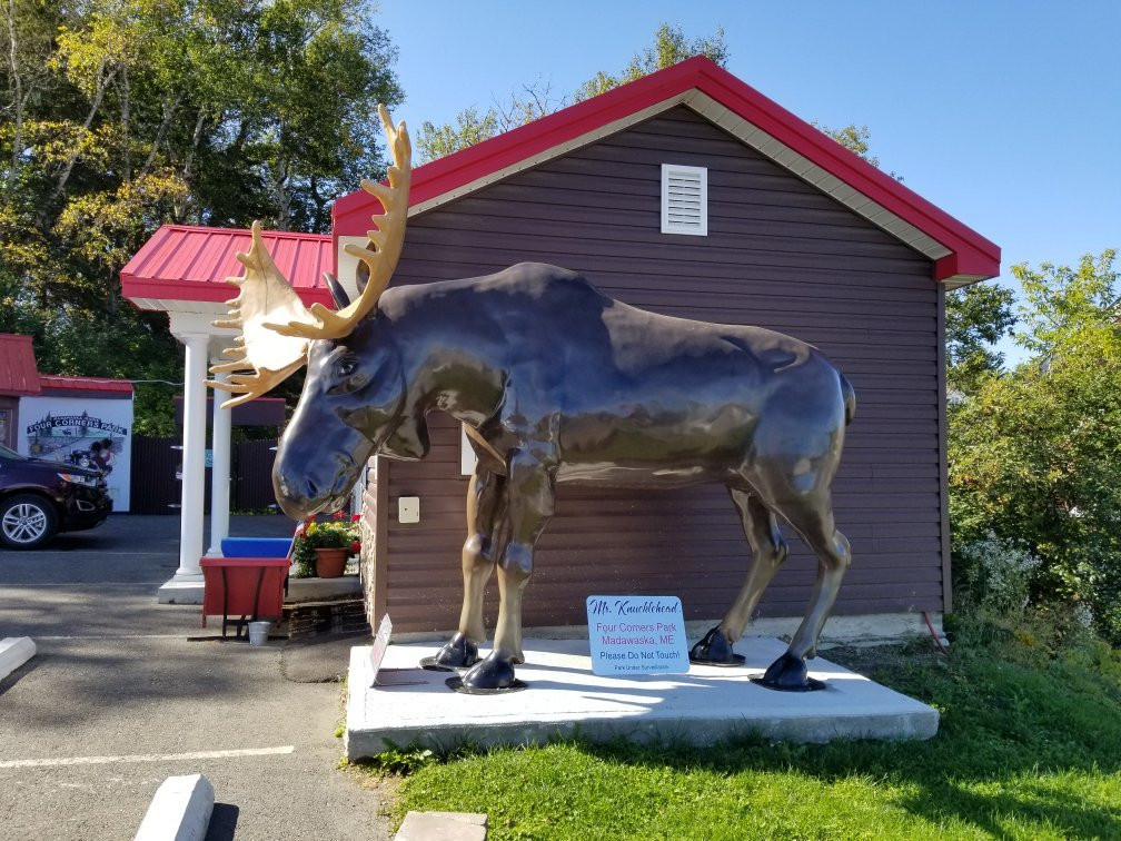 Madawaska Four Corners Park景点图片