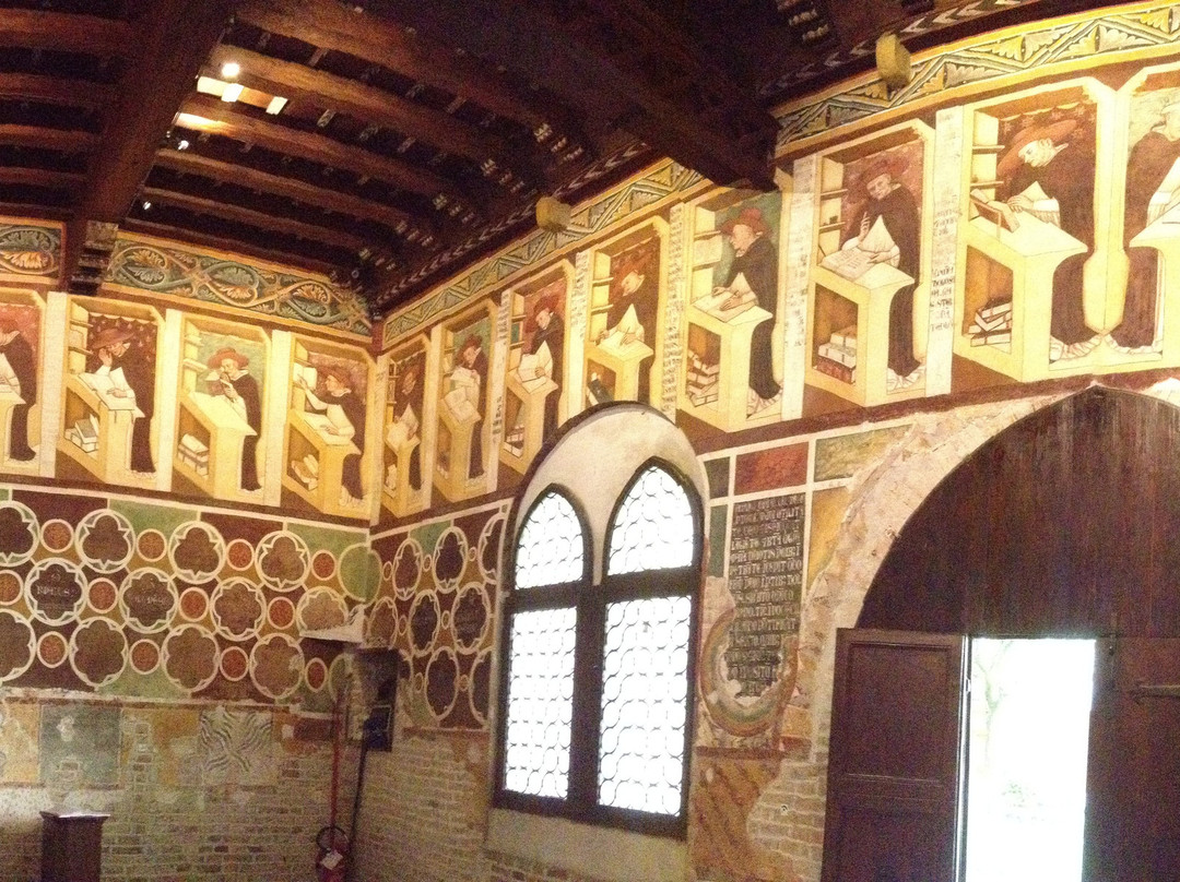 Sala del Capitolo,affreschi di Tommaso da Modena-特雷维索必去景点