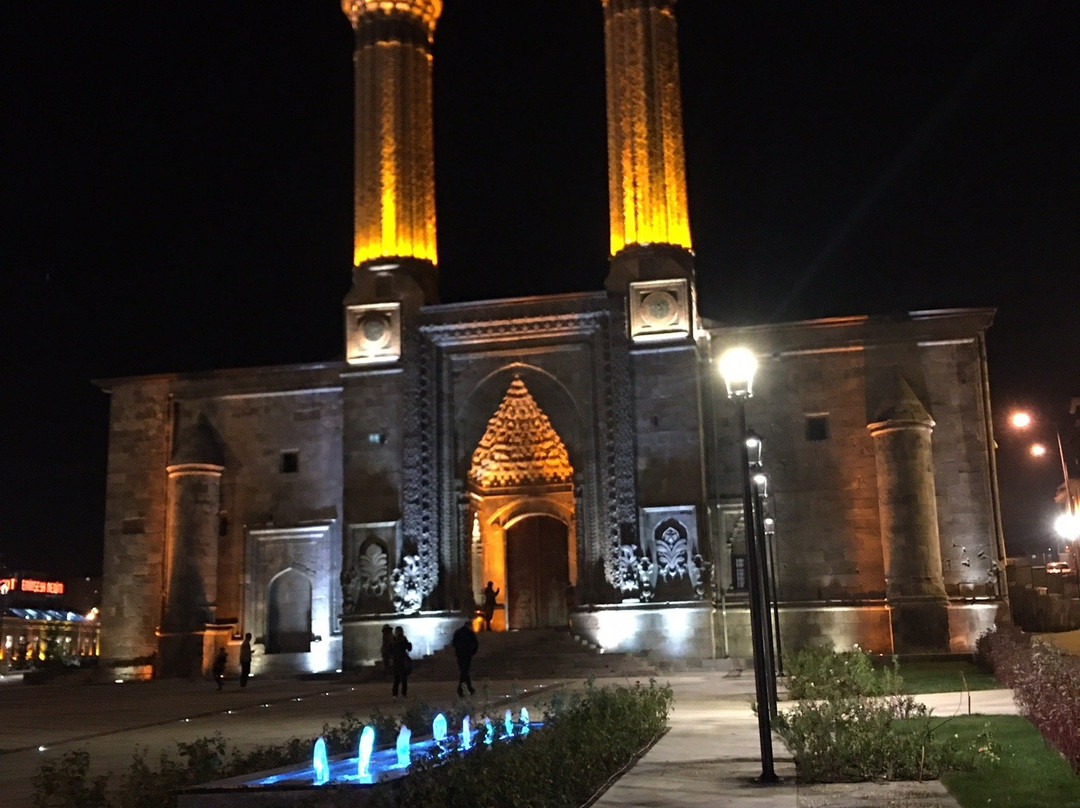 Cifte Minareli Medrese-Erzurum必去景点