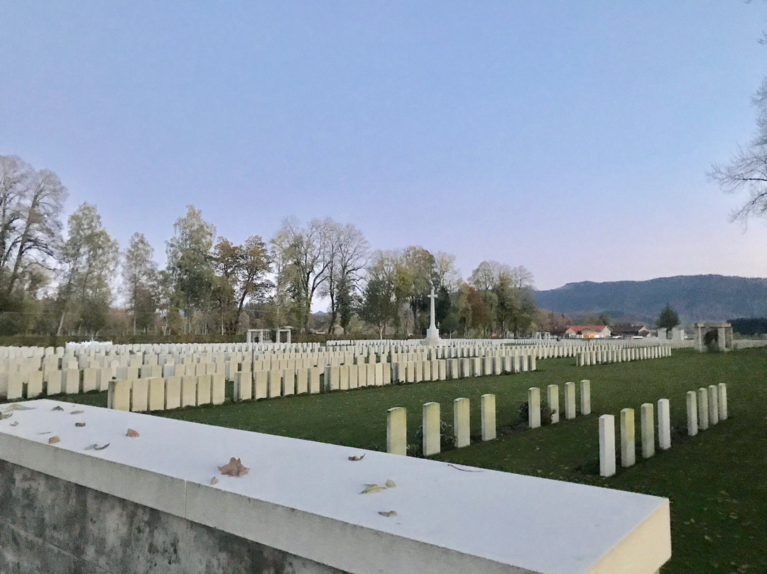 Durnbach War Cemetery景点图片