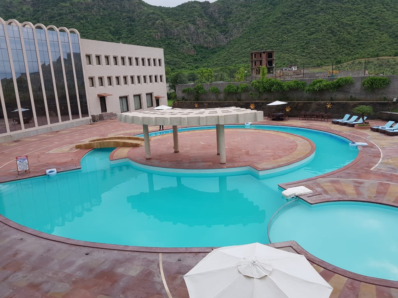 Spectrum Resort, Spa & Convention-泳池