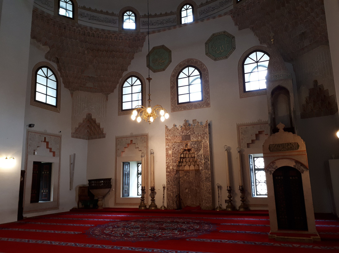 Gazi Husrev Bey's Šadrvan-萨拉热窝必去景点