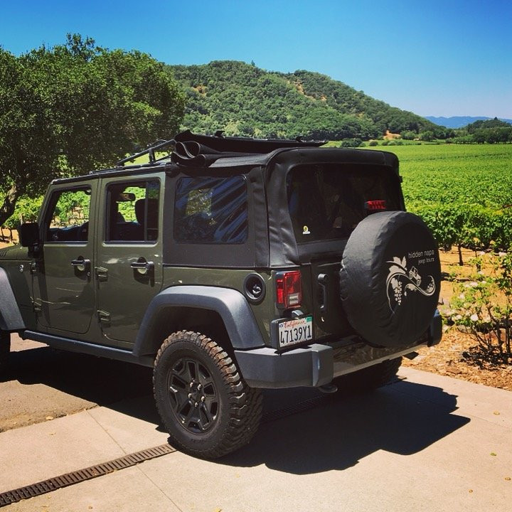 Hidden Napa Jeep Wine Private Tours景点图片