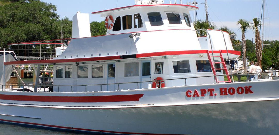 Captain Hook Party Fishing Boat-希尔顿头岛必去景点