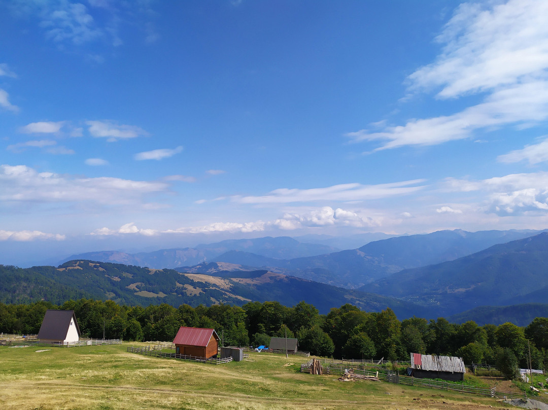 Komovi Mountain Range景点图片