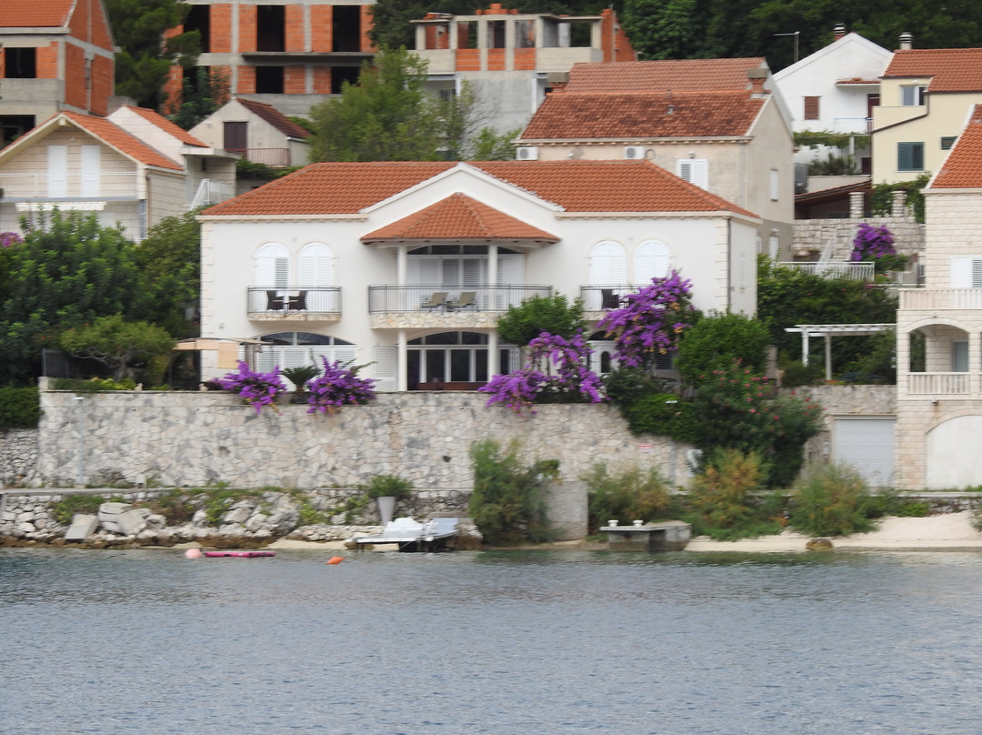 Villa Almadria主图