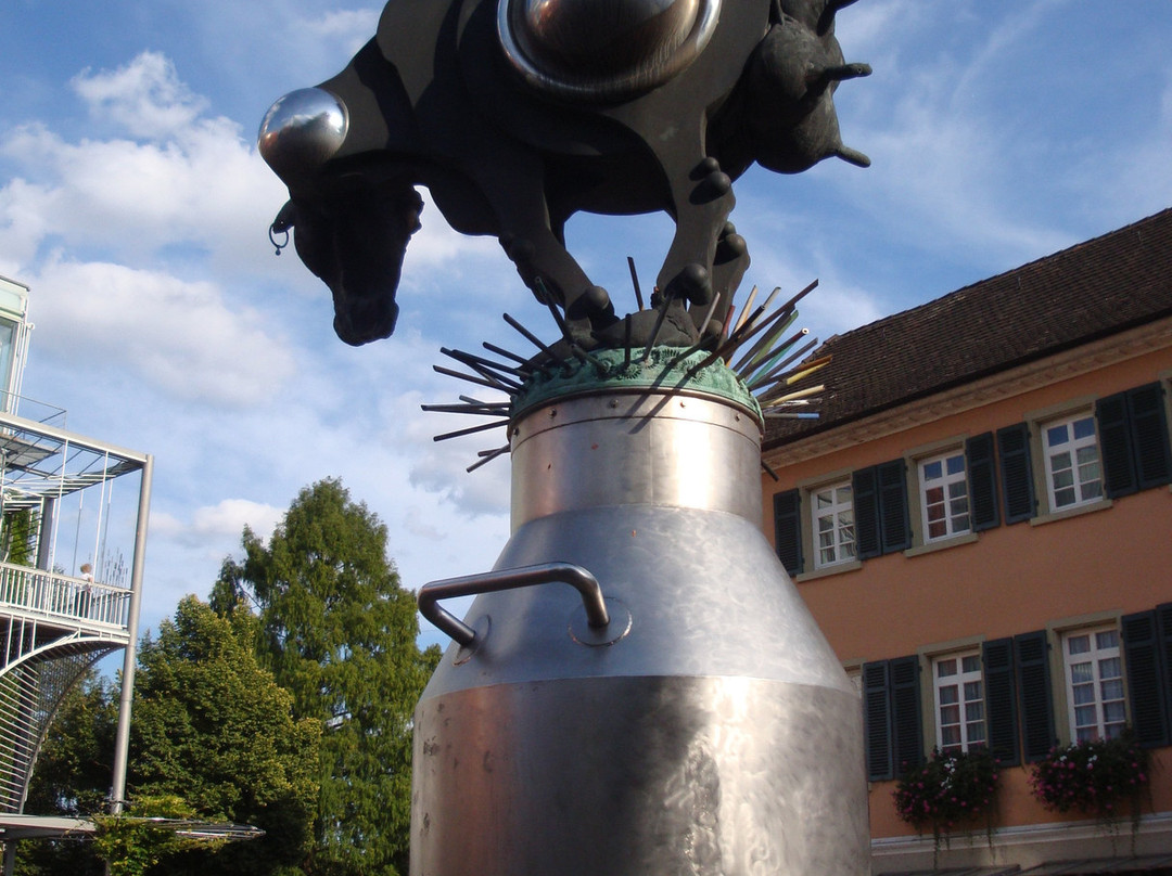 Skulptur "Kuh-riosum"景点图片