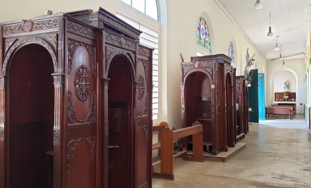 St. Sauveur Cathedral-卡宴必去景点