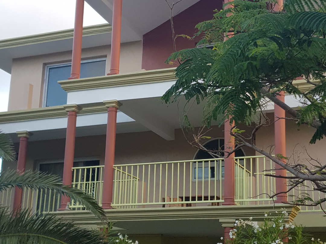 Roche Bon Dieu-Trefles酒店住宿-卡费马洛酒店