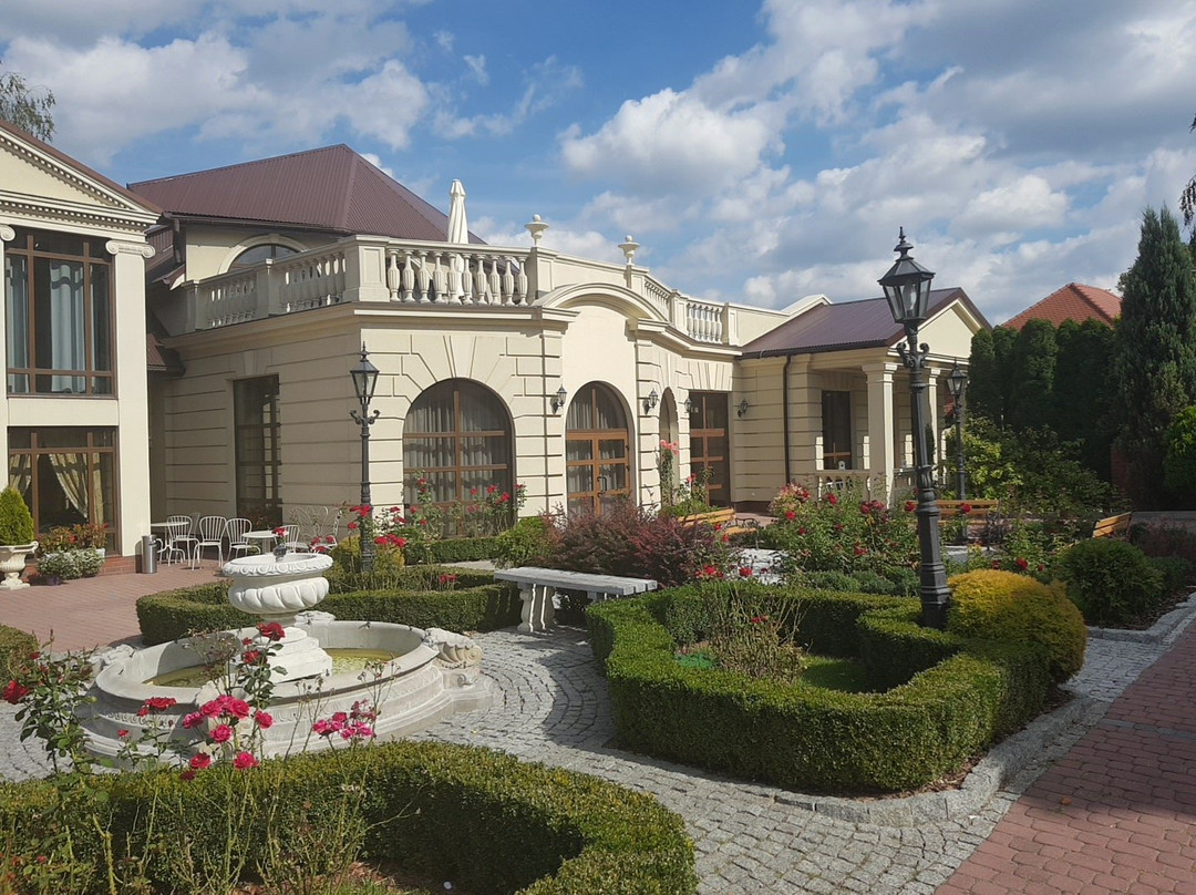 Hotel Jaroslaw主图