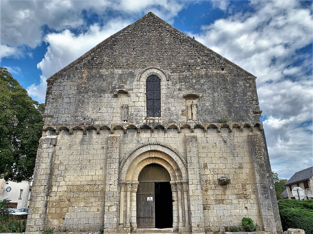 Eglise Saint-Jean-Baptiste-Vivonne必去景点