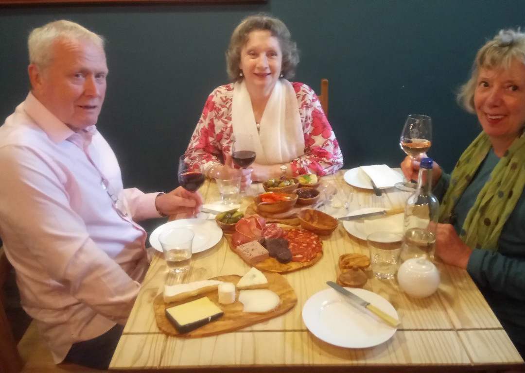 Totnes Wine-托特尼斯必去景点