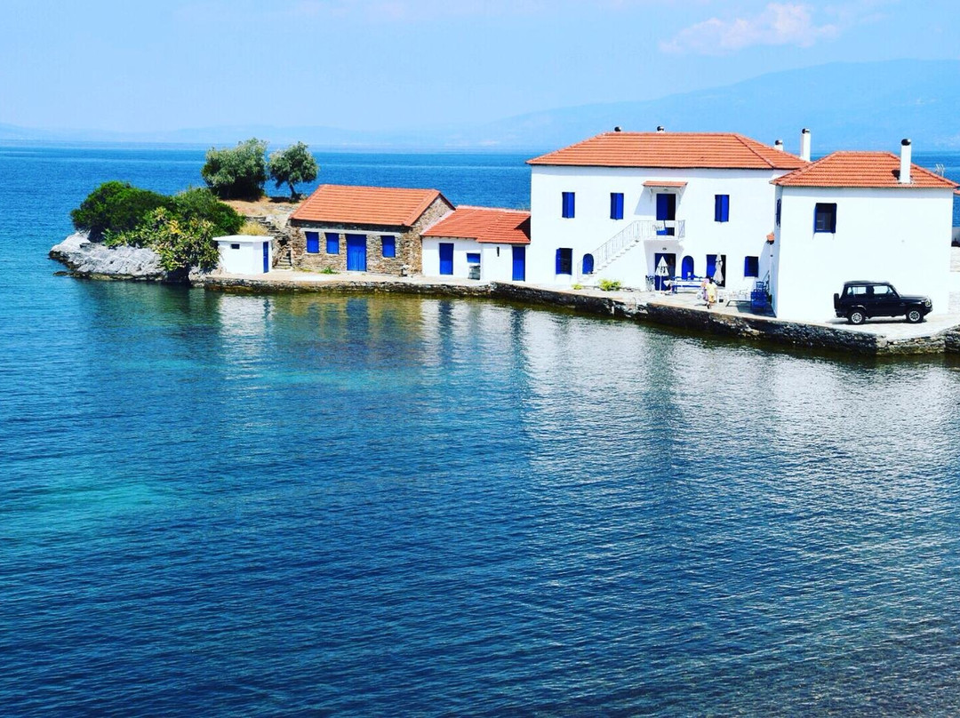 Tzasteni-Milina必去景点