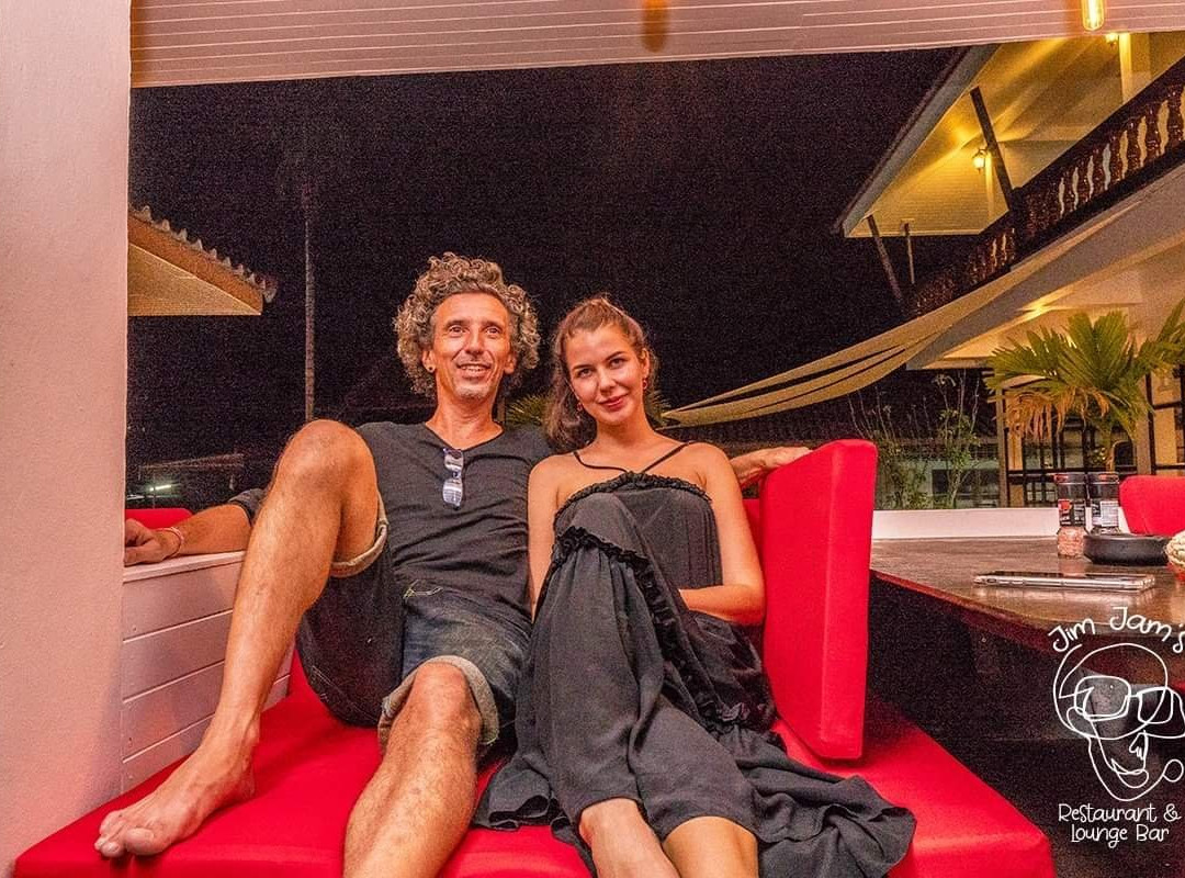 Jim Jam's Retaurant & Lounge Bar