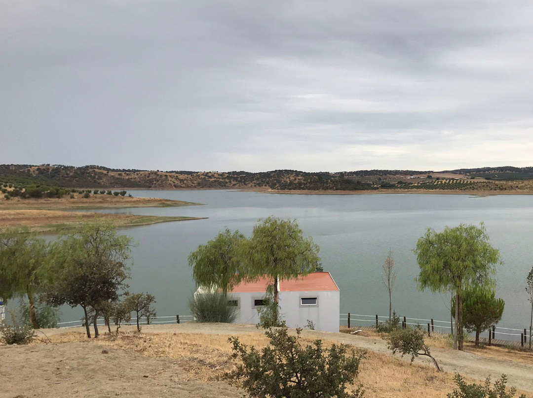 Praia Fluvial da Amieira景点图片