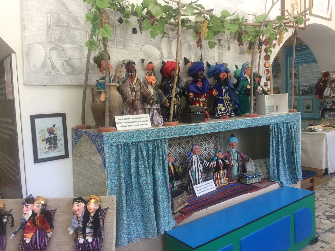 English-speaking Puppet Theater-布哈拉必去景点