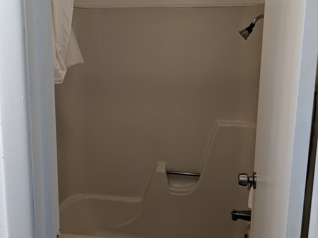 The Clarence Inn主图