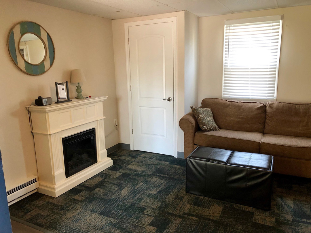 Carbone's Beachside Restaurant, Bar & Suites主图