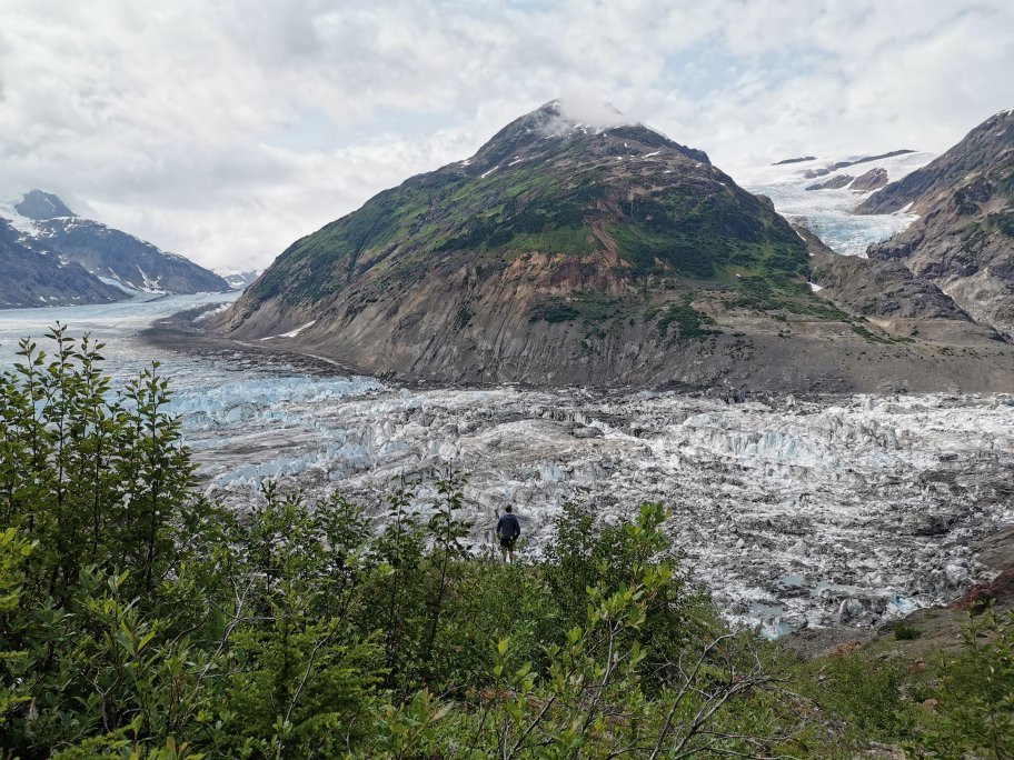 Salmon Glacier景点图片