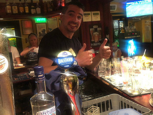 O'Malley's Irish Pub-阿尔库迪亚港必去景点