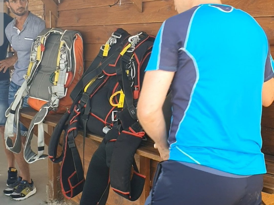 Corse Parachutisme Tandem景点图片