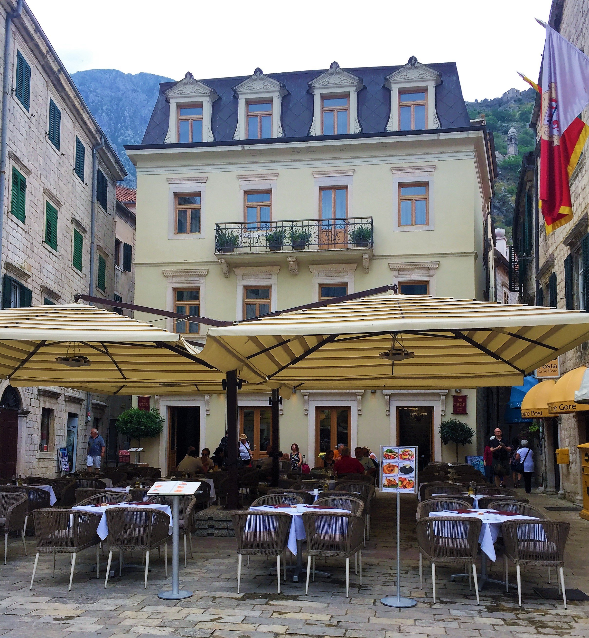 Hotel Vardar Kotor-portrait