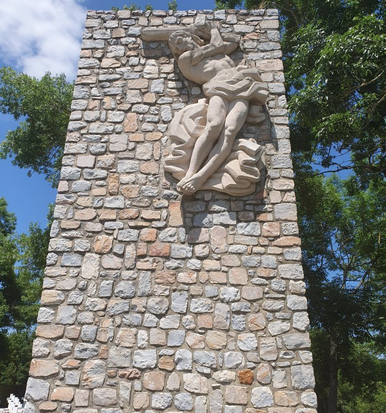 Monument du Maquis De Meilhan景点图片