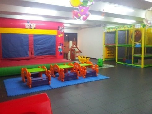 Pin Palace Bowling Alley-蒙特西尔瓦诺必去景点