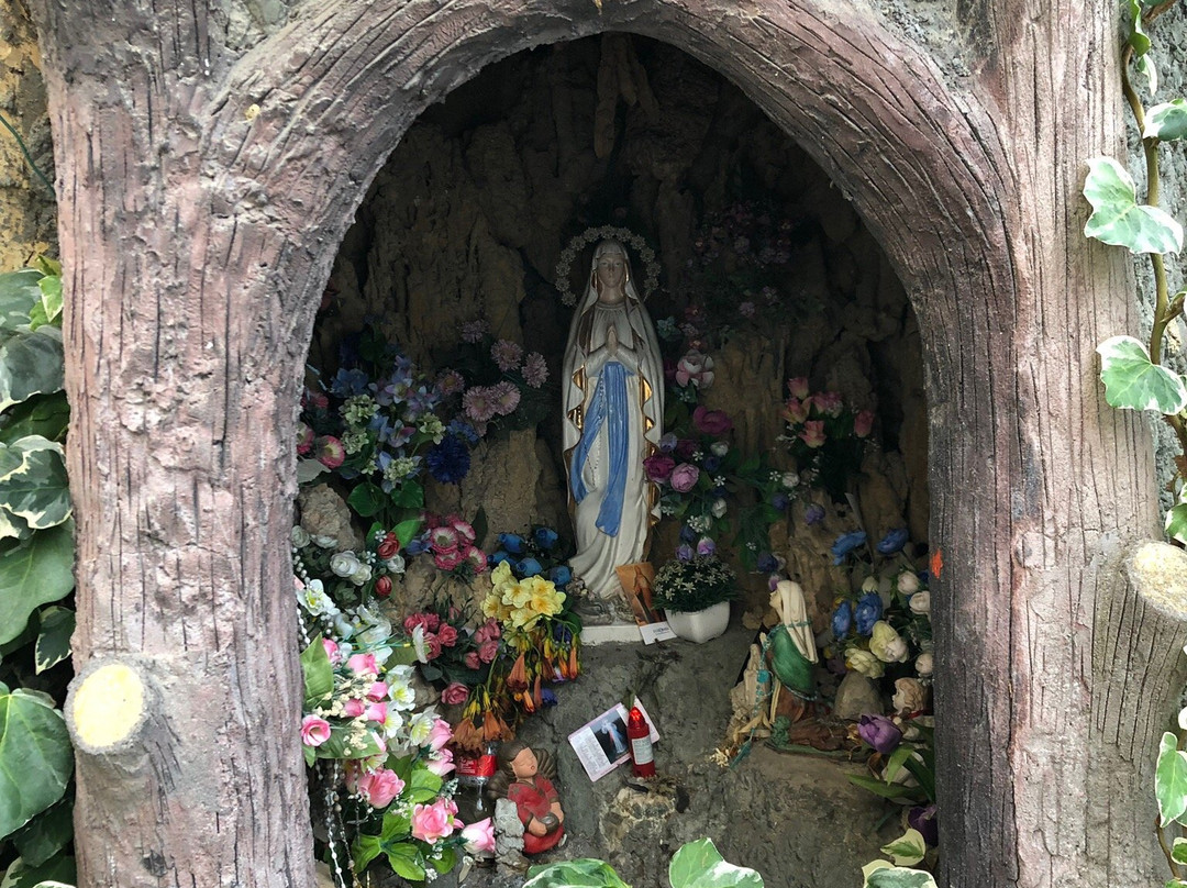 Santuario Nostra Signora della Rovere-San Bartolomeo al Mare必去景点